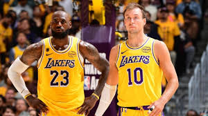 Timberwolves' Joe Ingles: Won't start Saturday