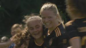 Ajax begint Eredivisie Vrouwen met nipte zege op defensief spelend Utrecht