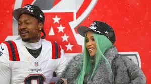 Cardi B has decided to give NFL player Stefon Diggs 'a second chance'
