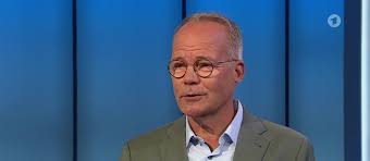 Beamte in die Rente? SPD-Fraktionschef Miersch wägt ab