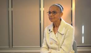Marina Silva condena ataque e afirma que violência política contra mulheres não pode ser naturalizada