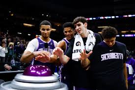 Kings vs. Pistons: Merry Kingsmas