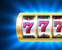 Gambar Traditional threereel slot machine