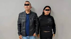 Policías de inteligencia arrestan a pareja de carteristas en concierto de Caifanes