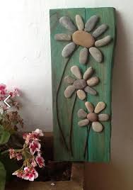 Resultado de imagen de decorar piedras para niños