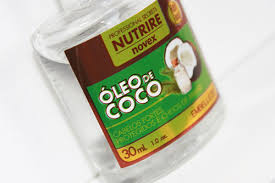 Resultado de imagem para oleo de coco no cabelo