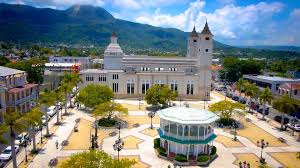 Resultado de imagen para fotos de plaza Amber Cove en maimon, puerto plata