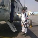 Force Officer Delhi Caught Giving