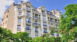 Véronique Sanson: De l'Appart Bourgeois à la Scène, Révélations!