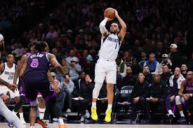 Nuggets sign the safest hands in NBA history to roster
