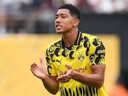 Jobe Bellingham: Del Dilema al Éxito en el Borussia Dortmund - Imagen ilustrativa del artículo