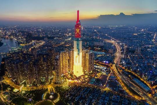 Kinh tế Việt Nam tăng trưởng 43 năm liên tiếp, GDP bình quân 6-7% đứng hàng đầu thế giới