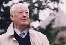 Charles Handy (1932) is an Irish author/philosopher specializing in organizational behavior. His career started at Shell International. - Charles-Handy-c220x150