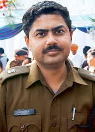 Anil Shukla, Additional Commissioner, Delhi Traffic Police, believes drunk driving is one of the major causes of road fatalities in the city - article-2317923-1993C371000005DC-730_306x423