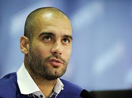 Pep Guardiola lernt Deutsch &quot;Wie ein Irrer&quot;. Bundesliga Pep Guardiola lernt Deutsch Bild vergrößern - pep-guardiola