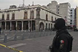 Matan a hombre y hieren a dos en Centro Histórico