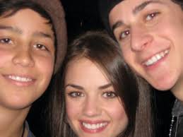 David &amp; Lucy - david-henrie-and-lucy-kate-hale Photo. David &amp; Lucy. Fan of it? 0 Fans. Submitted by sarabeara over a year ago - David-Lucy-david-henrie-and-lucy-kate-hale-6951121-600-450