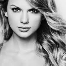 Taylor Swift Black and white - img-thing%3F