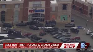 High-speed chase from Best Buy ends in wrong-way crash, 2 arrests