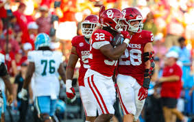 Danny Stutsman is ready to lead Oklahoma’s defense again at Josh Heupel and 
Tennessee