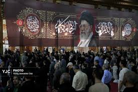 طنین نوای «لبیک سید مجتبی» در سوگ رهبر شهید در شیراز + فیلم و تصاویر