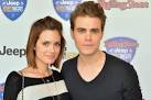 Paul Wesley: Sexy ed elegante al matrimonio di Ian Somerhalder