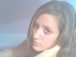 Prénom : MIRLINDA MORINA Age : 20 ans. Ville : Overijse Origine : Albanaise du Kossovo Célibataire : Oui Msn : Demande-le moi. Skyblog : lavajza01 - 630820308