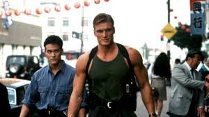 Trend Google: brandon lee