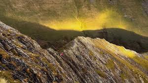 Man dies after falling from Lake District ridge - BBC