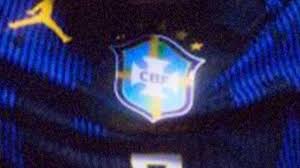 Imagens da nova camisa 2 da Seleção Brasileira vazam nas redes socias; veja as fotos