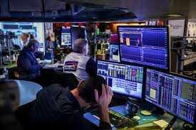Stock Market Reacts to Jobless Claims and GDP Data