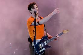 Shawn Mendes prolonga estadia no Brasil, é visto em Campinas e alimenta rumores sobre nova fase no país