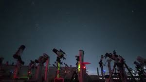 گزارش تحلیلی: Licensable video: China: Astronomy enthusiasts flock to Ningxia to catch spectacular Perseid meteor shower | Reuters Connect - کد 69f0