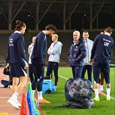 Pour leur dernier match de l'année 2025, les Bleus seront scrutés en Azerbaïdjan : «Tout le monde veut gagner des points»