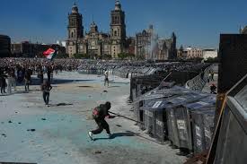 Mexique : Violence éclate lors d'une manif ! Ce que vous devez savoir