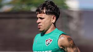 Recuperado de lesão, Soteldo volta a ser opção no Fluminense