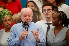 De 44 a 40 horas semanales: Brasil aprueba histórica reforma laboral antes de las elecciones