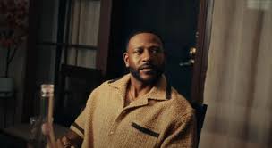 Eric Bellinger entertains fans on the TMZ After Dark tour