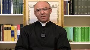 Padre do DF rejeita excomunhão do Vaticano e diz que seguirá com missas
