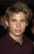 Jonathan Taylor Thomas (* Jonathan Taylor Weiss, geboren am 8. - Jonathan_Taylor_Thomas_closeup