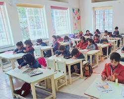 Image of wellequipped classroom in the US