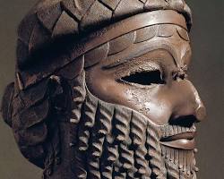 Sargon'un heykelinin bir kopyası resmi