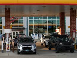 Oil Prices Rise on Possible Deal to Suspend Attacks in Gulf