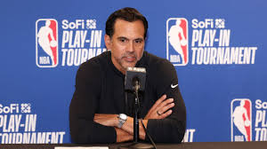Erik Spoelstra: No hay necesidad de penalizar más a LaMelo Ball