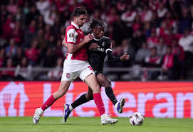 O Freiburg sofreu desgosto na primeira mão após uma vitória no último suspiro sobre o Braga