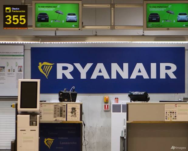 NTSB finds broken engine fan blade shattered Ryanair window, partially sucking passenger out; fatigue cracking and bird remains found in engine