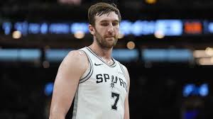Spurs are only one Luke Kornet injury away from complete disaster