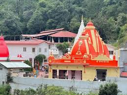जा रहे हैं कैंची धाम? इन 4 मंदिरों के दर्शन बिना अधूरे हैं बाबा नीब करौरी की यात्रा, जानें सभी की खासियत