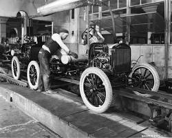 صورة Henry Ford's assembly line