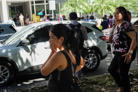 Powerful quake hits Panama, damages homes; canal operations normal